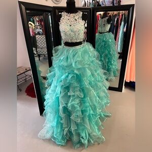 Elegant Lace Aqua Prom Dress